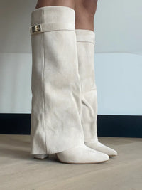 WITHE SUEDE