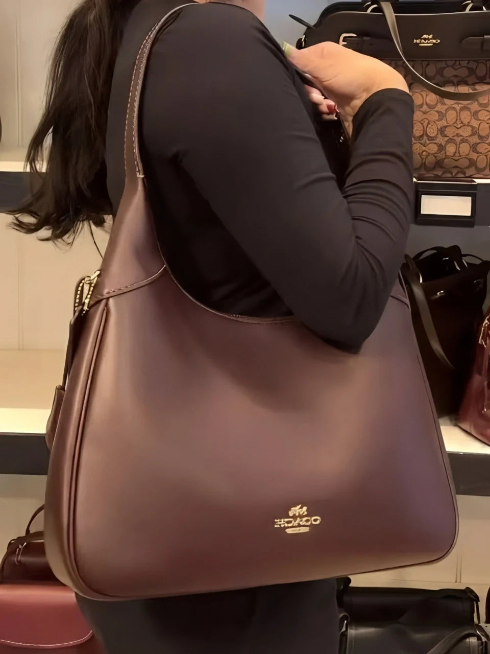 ELLA SHOULDER BAG